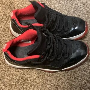 jordan bred 11 low size 10.5